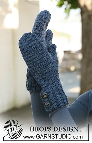 126-22 Winter Classic Mittens