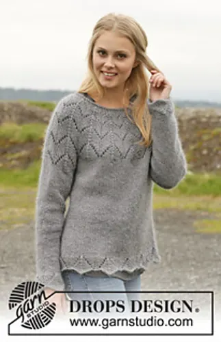 150-7 Fox Sweater