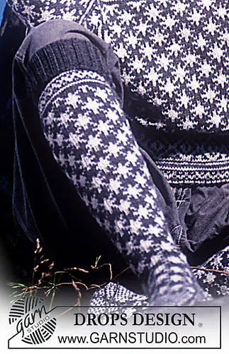20-23 b socks in traditional Norwegian pattern