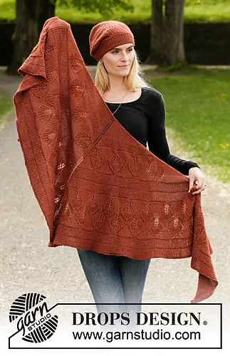 203-14 b Lacey Laurels Shawl