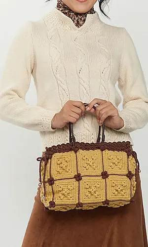 210-211-43 Purse