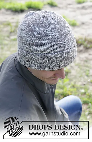 246-28 Winter Marble Hat