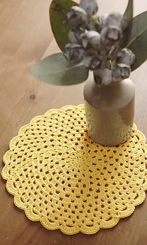 amikomo3-13 Lace Doily