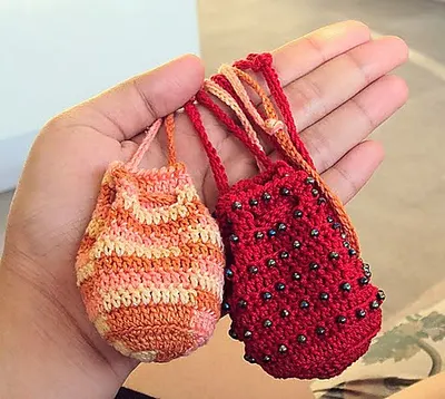 Ann's Beaded Crochet Amulet Bags