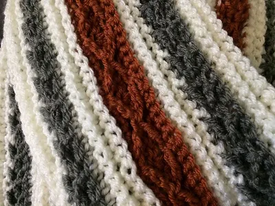 Arrow Cable Scarf