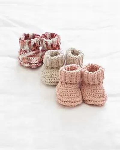 Baby's Booties (crochet)