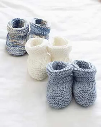 Baby's Booties (knit)