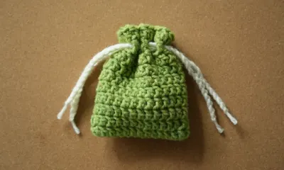 Basic Crochet Drawstring Pouch