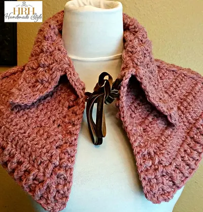 Bonny Lass Capelet