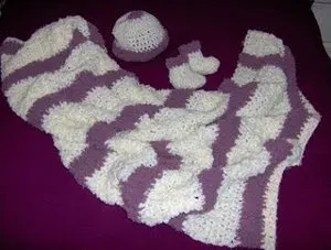 Boucle/Terry Blankie, Hat and Booties