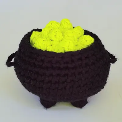 Bubbling Cauldron with Lid