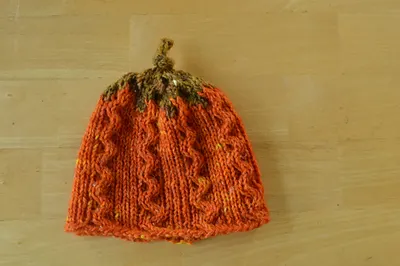 Cable Me A Pumpkin Hat