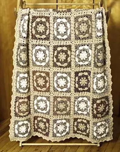 Circle in a Square Throw #10458