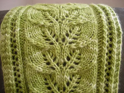 Column of Leaves Scarf