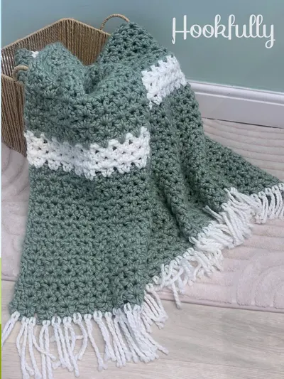Cozy V-stitch Blanket