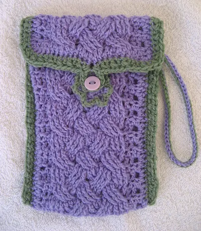 criss cross phone pouch