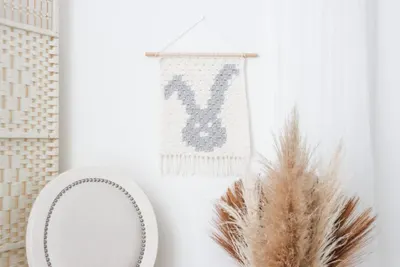Crochet Bunny Wall Hanging: Learn How to Graphghan