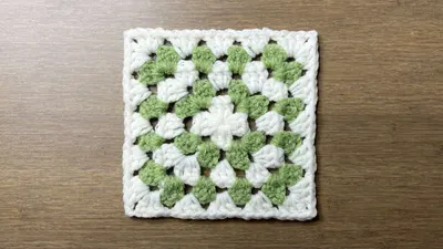 Crochet Perfect Granny Square (No Twisting)