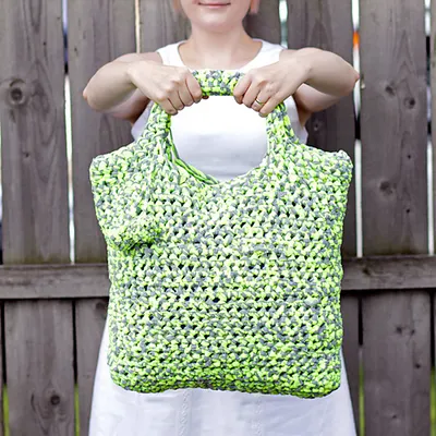 Crochet T-shirt Yarn Tote