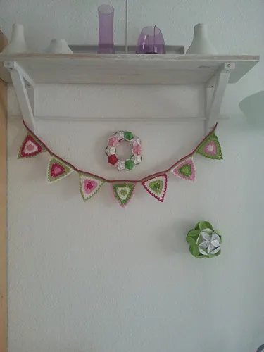 Crocheted Triangle Bunting