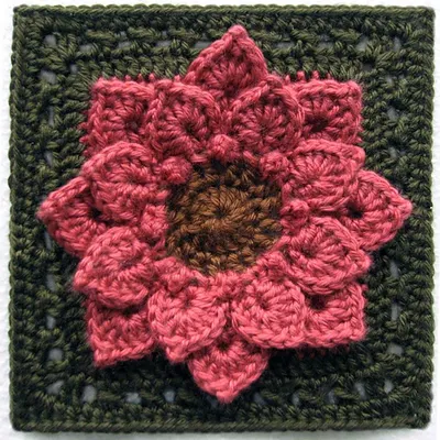 Crocodile Stitch Afghan Block - Dahlia