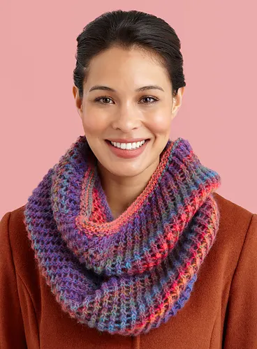 Diagonal Eyelet Cowl #L10756