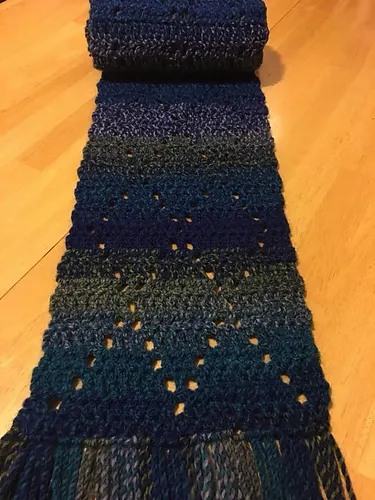 Diamond Stitch Scarf