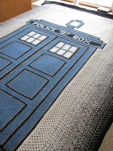 Doctor Who TARDIS Afghan