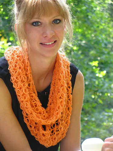 Dodi Infinity Scarf