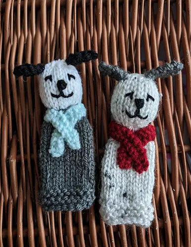 Dog finger puppet