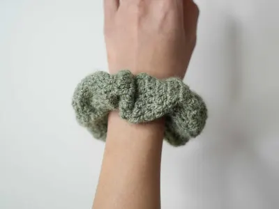 Easy Crochet Scrunchie