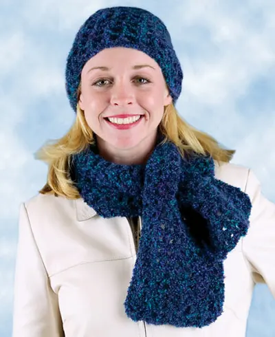 Easy Hat and Keyhole Scarf: Scarf