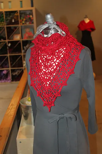 Elise Shawl