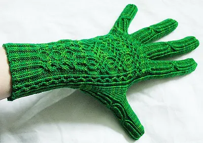 Entangled Stitches