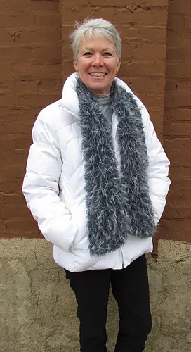F496 Just Fur Kicks Scarf