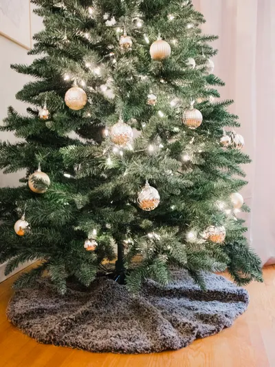 Faux Fur Tree Skirt