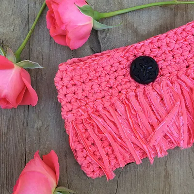 Fringe Clutch