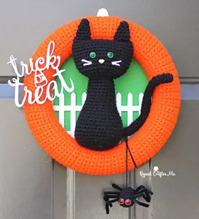 Halloween Black Cat Wreath