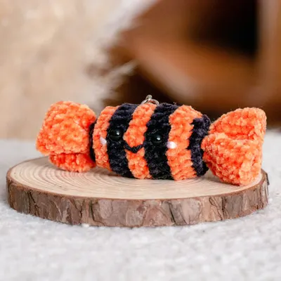 Halloween Candy keychain