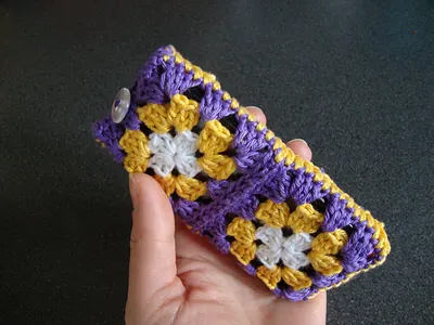 Happy Granny phone cosy