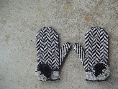 Herringbone Mittens with Poms