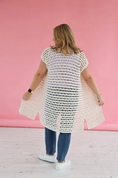 How to Crochet a Cover Up in 9 Sizes: Free Pattern
