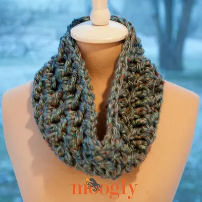 Hurry Up Holiday Cowl