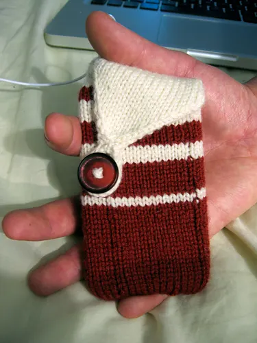 iPod Touch sock with diagonal flap (unfelted)