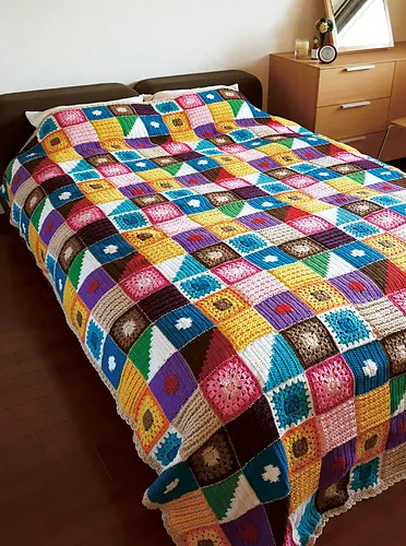 Kukka Bedspread