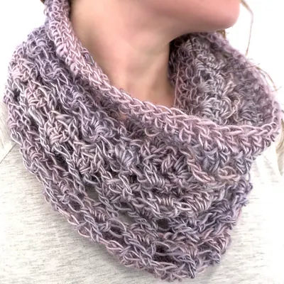 Lavender Kisses Cowl