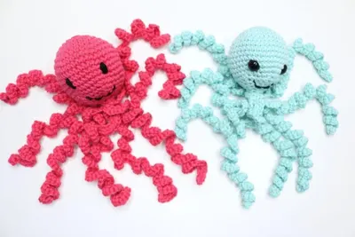 Learn how to Crochet a Mini Crochet Octopus