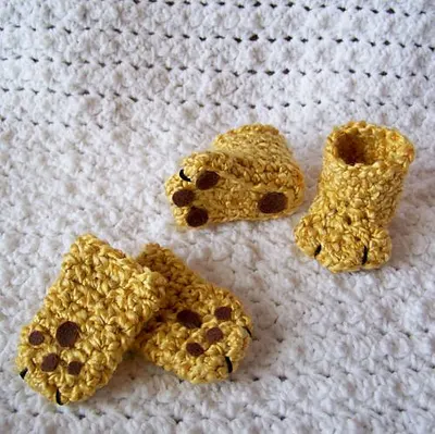 Lion Paws Booties and Mittens