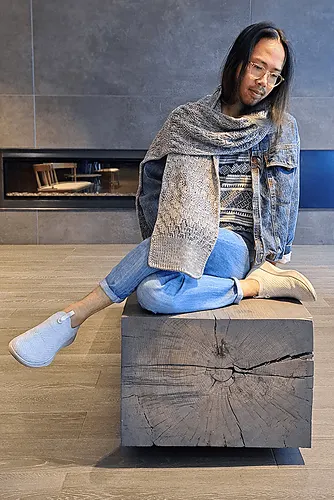 Lithos Scarf