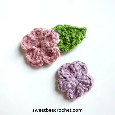 Mini Flower with Leaf